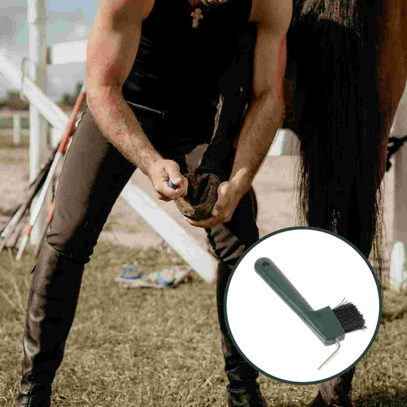 فرشاة اختيار حصان بلاستيكية بمقبض ، مقبض تنظيف حصان محمول ، أدوات تجميل حدوة حصان