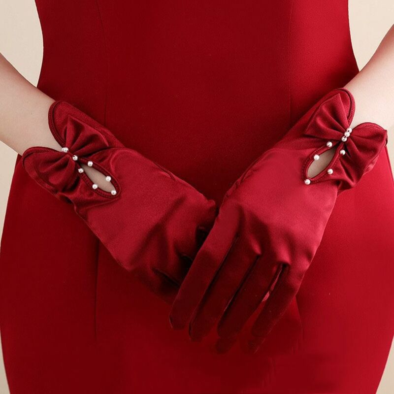 Sarung tangan Satin pita merah elegan sarung tangan pengantin pernikahan sarung tangan wanita warna polos sarung tangan wanita untuk upacara pernikahan wisuda