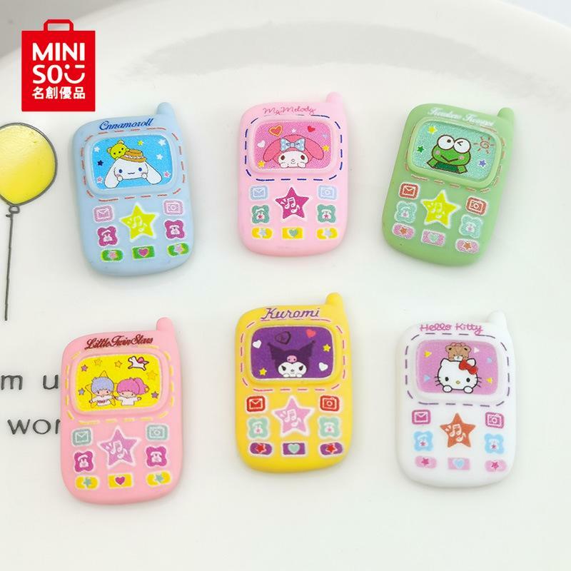 MINISO-Autocollants Hello Kitty My Melody Kuromi pour réfrigérateur, décoration pour téléphone portable, tasse à eau, bricolage, accessoires en résine, construction de chaussures
