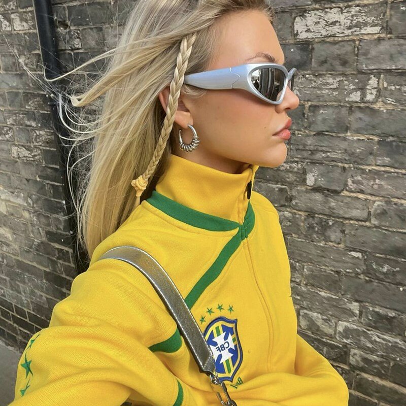 Y2k ästhetische Vintage Slim Fit gelbe Sweatshirts Brasilien Briefs tickerei Grafik Damen 00er Jahre Retro Kapuze Reiß verschluss Jacken Mäntel