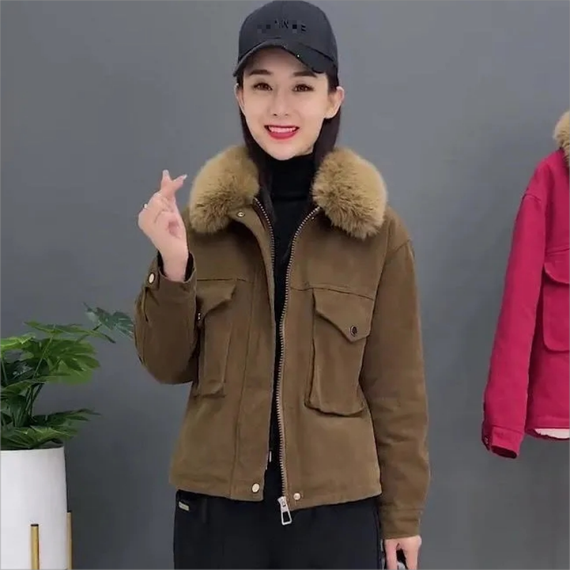 Pai mengatasi jaket empuk wanita Korea, mantel berkerah pendek katun komuter 2023 baru Plus beludru musim dingin