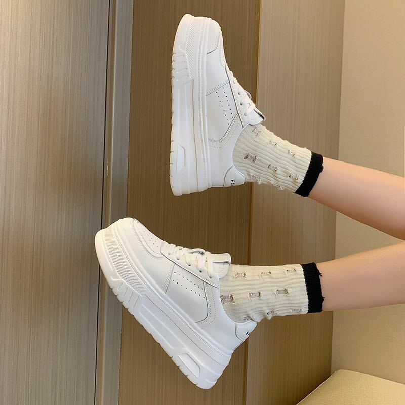 Ladies Shoes on Sale 2023 High Quality Solid Color Lace Up Women's Vulcanize Shoes  Outdoor Women Sneakers Round Head Zapatos