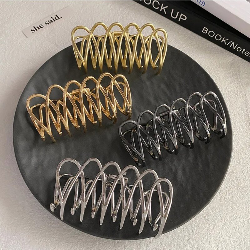 Metal Hair Claws Clips Silver Hollow Luxury Women Hair Clips Elegant Headbands Vintage Geometric Hairpin Large Hair Accessories