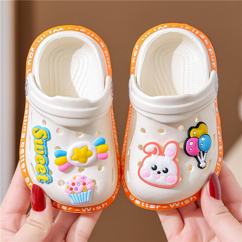 Sandali e pantofole per bambini Cartoon Soft Sole antiscivolo scarpe per bambini scarpe da casa per interni per ragazze sandali per ragazzi scarpe per bambini