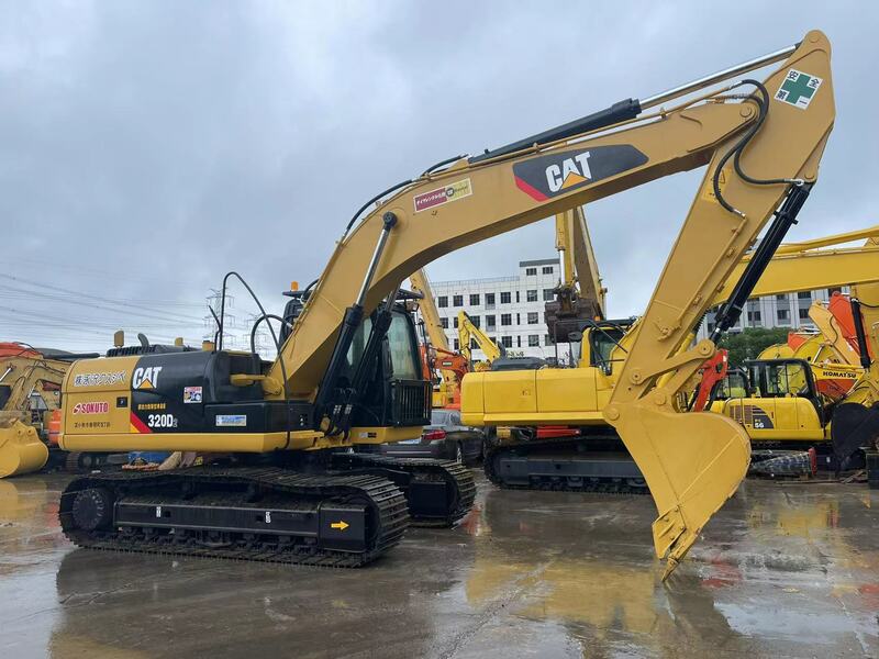 Nuovo prezzo basso usato escavatore Caterpillar 320D peso di lavoro dell'escavatore cingolato da 20 tonnellate
