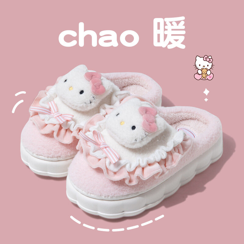 Sandal Hello Kitty lucu untuk wanita gadis kartun Sanrio Melody sandal hangat musim dingin Platform antiselip sandal rumah sepatu Kuromi