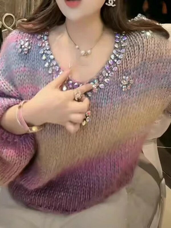 Moda damska luźny krój sweter z diamentami w kolorze gradientu z dekoltem w szpic dzianinowe swetry casualowe jesienne bluzki z dzianiny
