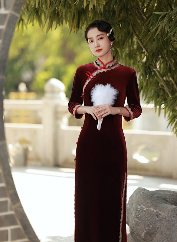 Cheongsam en velours à col mandarin pour femmes, robe longue, coupe couvertes, Qipao, vintage, sexy, chinois, grande taille, 4XL, automne, hiver