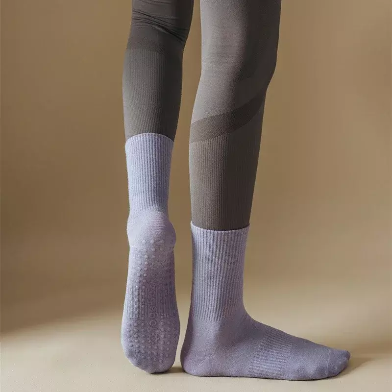 Calcetines de algodón de Yoga para mujer, medias deportivas transpirables, de silicona, antideslizantes, de Color sólido, para gimnasio, Fitness y baile