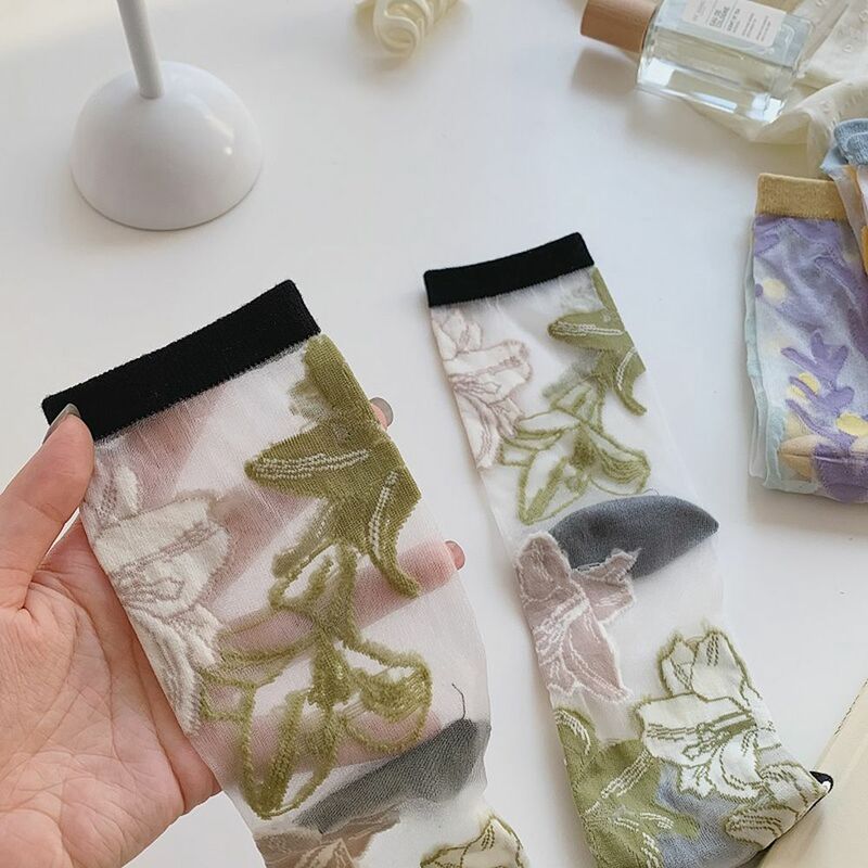 Calcetines de seda de cristal de malla ultrafina transpirables para mujer, medias florales coreanas de verano, calcetines de tubo medio, Calcetines de flores