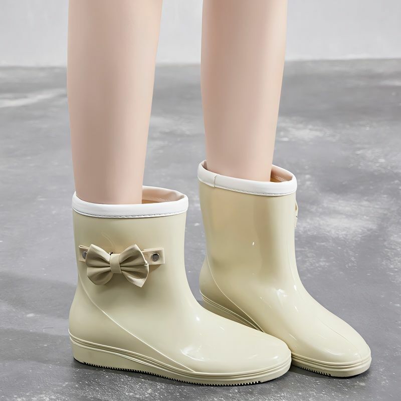 New Fashion Medium Tube Outdoor Leisure Summer PVC Waterproof Non-slip Rain Boots Bowknot Womens Rain Boots Flat Heel Waterproof