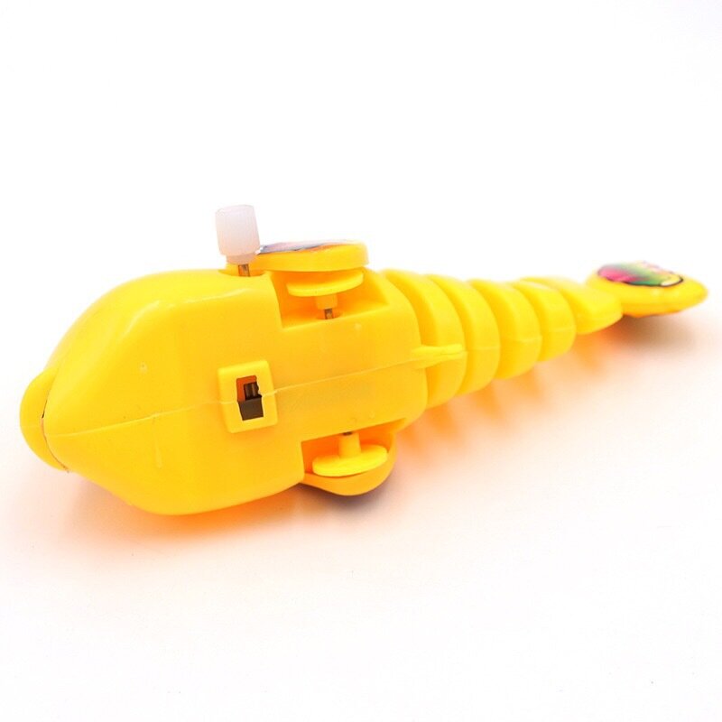 Giocattoli interattivi per la famiglia divertenti giocattoli per bambini scorrevoli Wind-up Fish Swing Fish Toys regali per l'allenamento del cervello per neonati