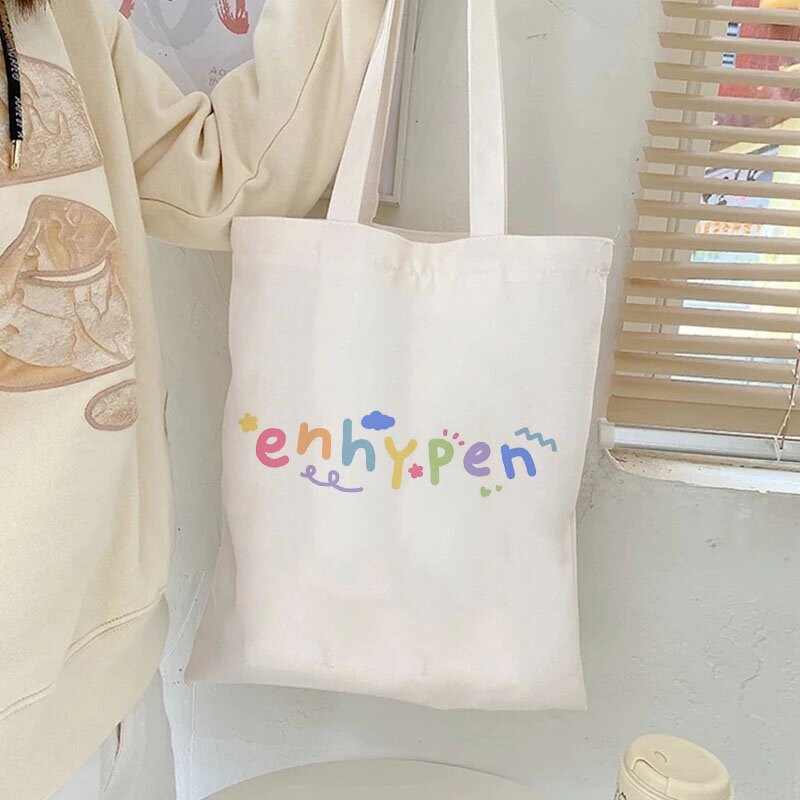 Neue Harajuku Leinwand Tote Tasche Kpop Gruppe Shopper Schulter Taschen Tuisyen Sekolah Tuition Tasche Tote Handtaschen für Frauen Bolso Lona