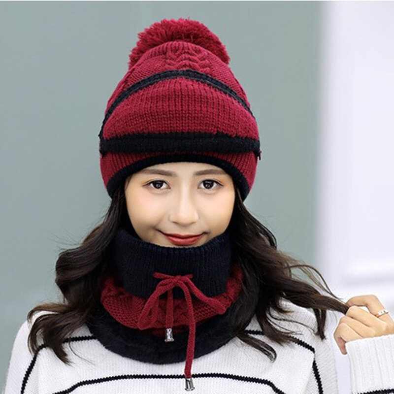 Женская зимняя теплая шапка-шарф с защитой ушей