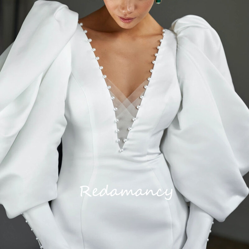 Redamancy-Beading cetim sereia vestidos de casamento para mulher, decote em v profundo, acima do joelho, manga puff