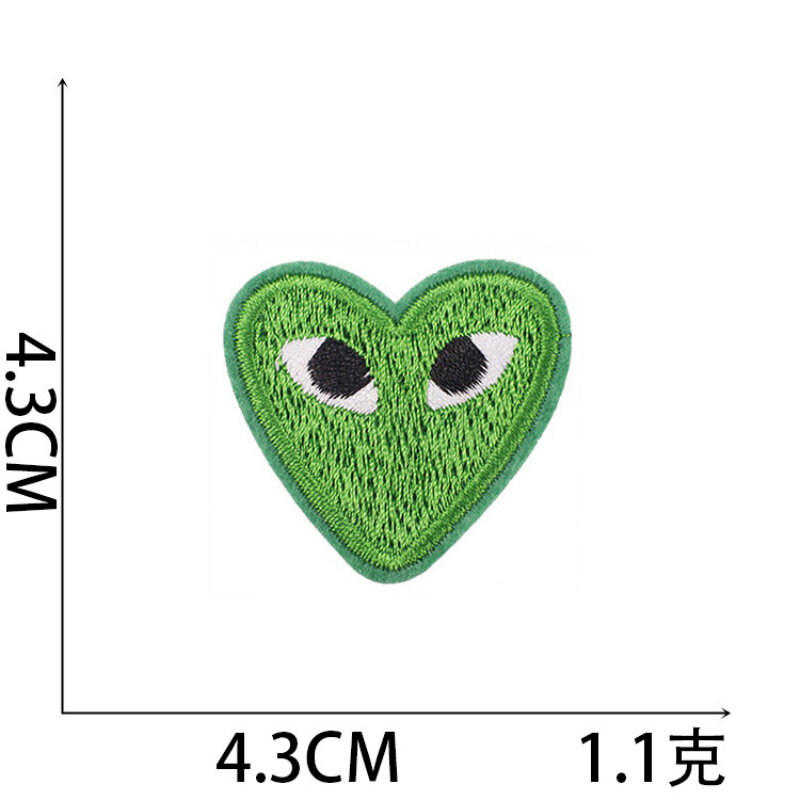 2024 New Embroidery Patch DIY Fashion Heart Star Iron On Adhesive Sticker Clothing Bag Hat Fabric Emblem