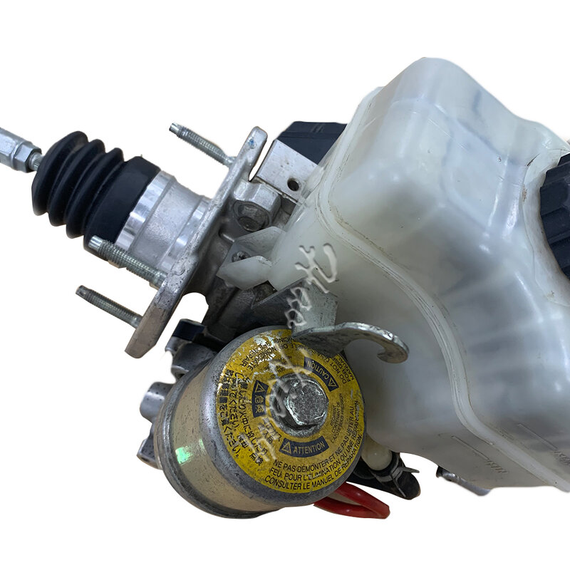 ABS وحدة قفل المحرك مضخة من أجل تويوتا لاند كروزر 3.0D ، نوعية جيدة