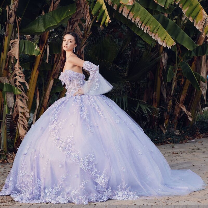 Fioletowy Sweetheart dekolt Quinceanrra suknie balowe piękne aplikacje 3D kwiat księżniczka długi brokat słodki 16 sukienka Vestidos