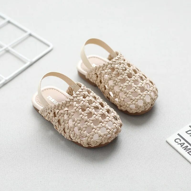 Baby Girls Shoes Braided Sandals for Girls Kids Fashion Hollow Out Leather Shoe Soft Sole Retro Princess Slippers Beach Shoes