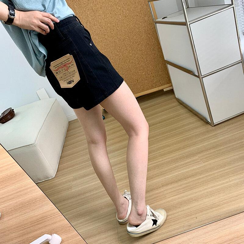American retro design sense niche denim shorts for women's 2024 summer new high waisted slimming spicy girl A-line hot pants