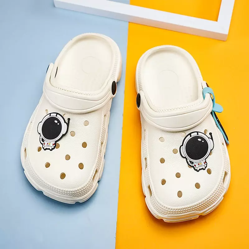 Children Fashion Clogs Summer Sandals Boys Eva Water Beach Shoes Breathable Lightweight 6-10 Years Kids Sports Clogs for Boy