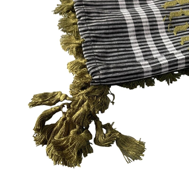 Vielseitiger gestreifter Schal, perfekt für Outdoor-Sportarten und den täglichen Gebrauch. Direktversand