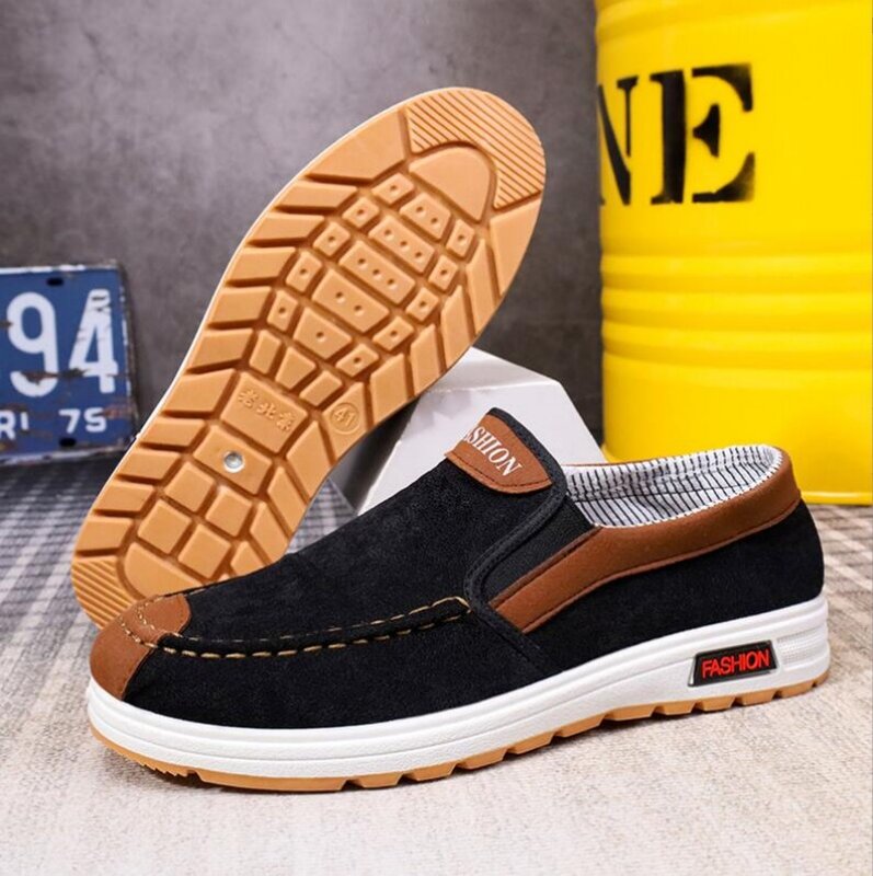 Sepatu pantofel pria, sneaker Slip On santai ringan Vintage ukuran besar nyaman kasual untuk lelaki