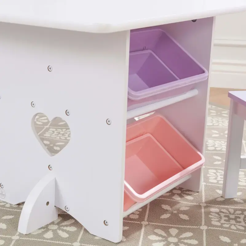 ชุดโต๊ะและเก้าอี้ไม้รูปหัวใจสีชมพูสีม่วงและสีขาว