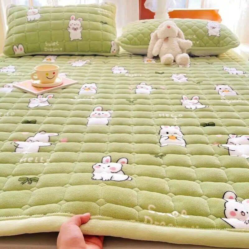 1pc Winter Milk Velvet Thickened Warm Bed Sheet Bedspread Single Double Soft Thin Fold Mattress Toppers Tatami Floor Quilted Mat