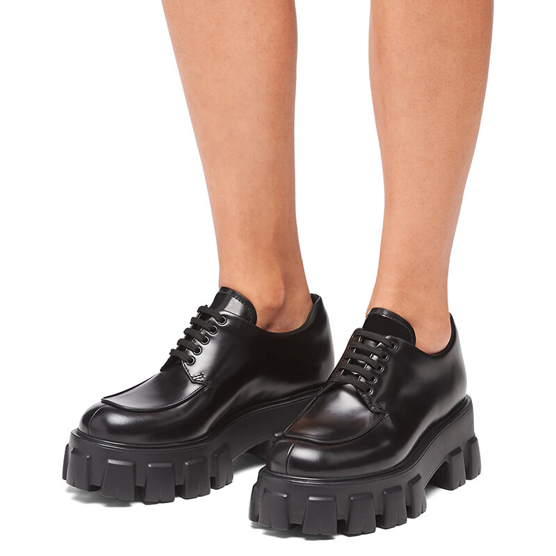 2023 Lente Vrouwen Enkele Schoenen Zwart Lakleer Dikke Bodem Britse Stijl Schoenen Casual Comfortabele Lace Up Platform Schoenen
