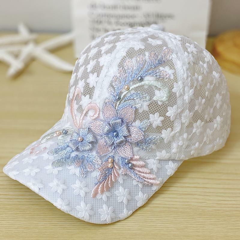 หมวกแก๊ปเบสบอลลูกไม้ปักลายดอกไม้ตาข่ายระบายอากาศได้สำหรับผู้หญิงฤดูร้อนหมวกกันแดดหมวกเด้งกลับ