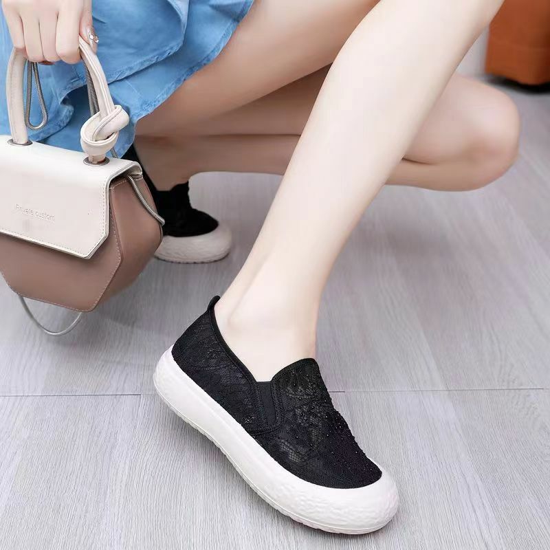 Woman's New Summer Lace Hollow Out Flat Sole Casual Shoes Soft Sole Non Slip Breathable Slip-On Lazy Shoes Free Shipping