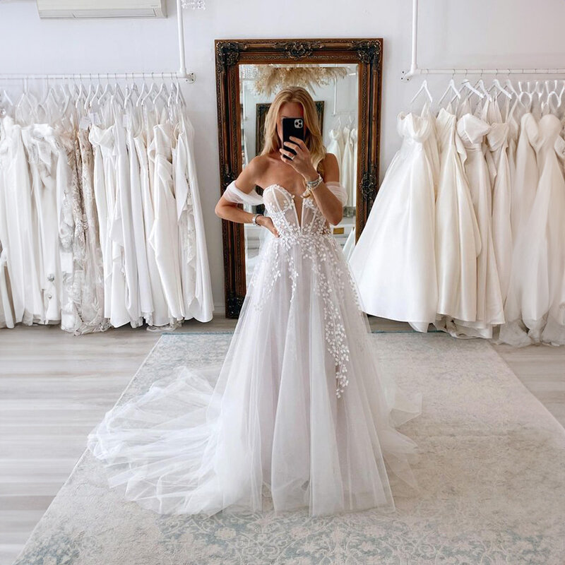 Suknia ślubna z dekoltem z tiulową aplikacją dla kobiet z odkrytymi ramionami, sznurowana suknia ślubna ślubna