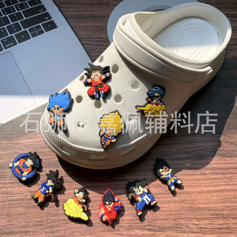 Dijes de zapatos de Dragon Ball, accesorios de zapatos divertidos de dibujos animados bonitos, decoraciones de zuecos, hebilla, regalos Unisex, 41 piezas por juego