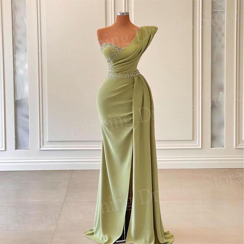 Gaun malam cantik putri duyung wanita hijau menarik gaun Prom satu bahu Modern tanpa lengan bermanik-manik untuk acara spesial