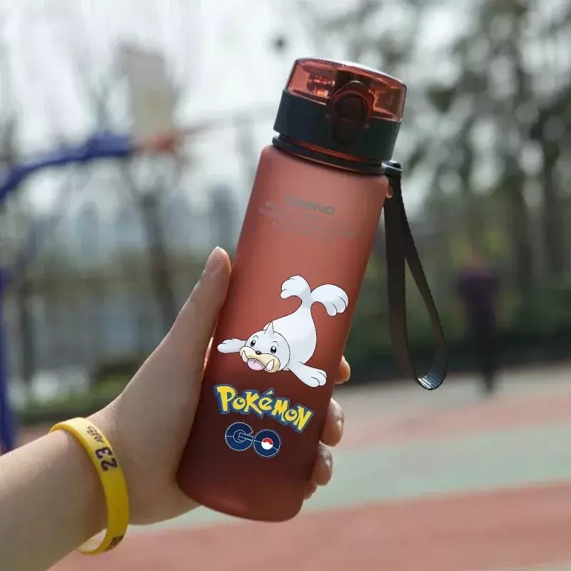 Pokémon Gengar أكواب مياه بلاستيكية للرسوم المتحركة ، زجاجة رياضية خارجية ، سعة كبيرة ، محمولة ، هدية كاواي ، بيكاتشو ، أحمر ، 560 مللي