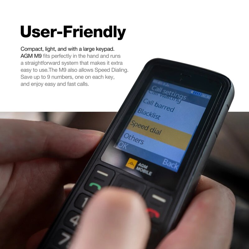 Telefon z przyciskiem 4G AGM M9 Angielska klawiatura Telefon komórkowy 2,4-calowy ekran Podwójne SIM Duży przycisk Tani telefon komórkowy dla osób starszych