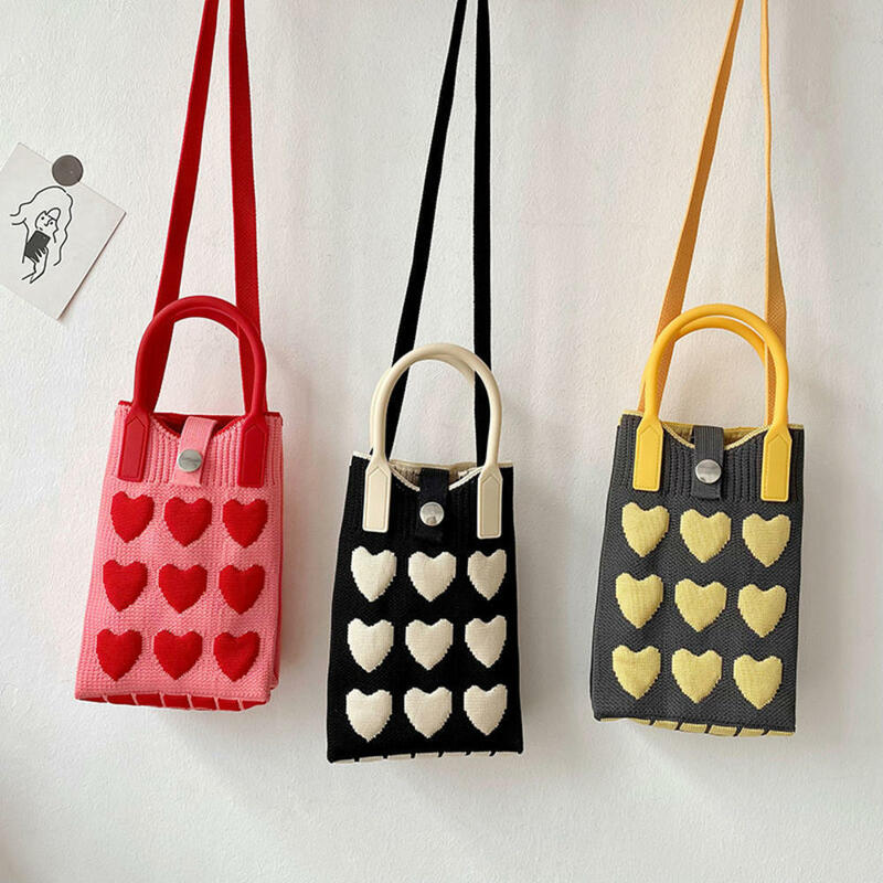Mini borsa quadrata lavorata a maglia a cuore di moda coreana per le donne borse a tracolla per piccoli telefoni cellulari ragazze simpatiche borse a tracolla causali
