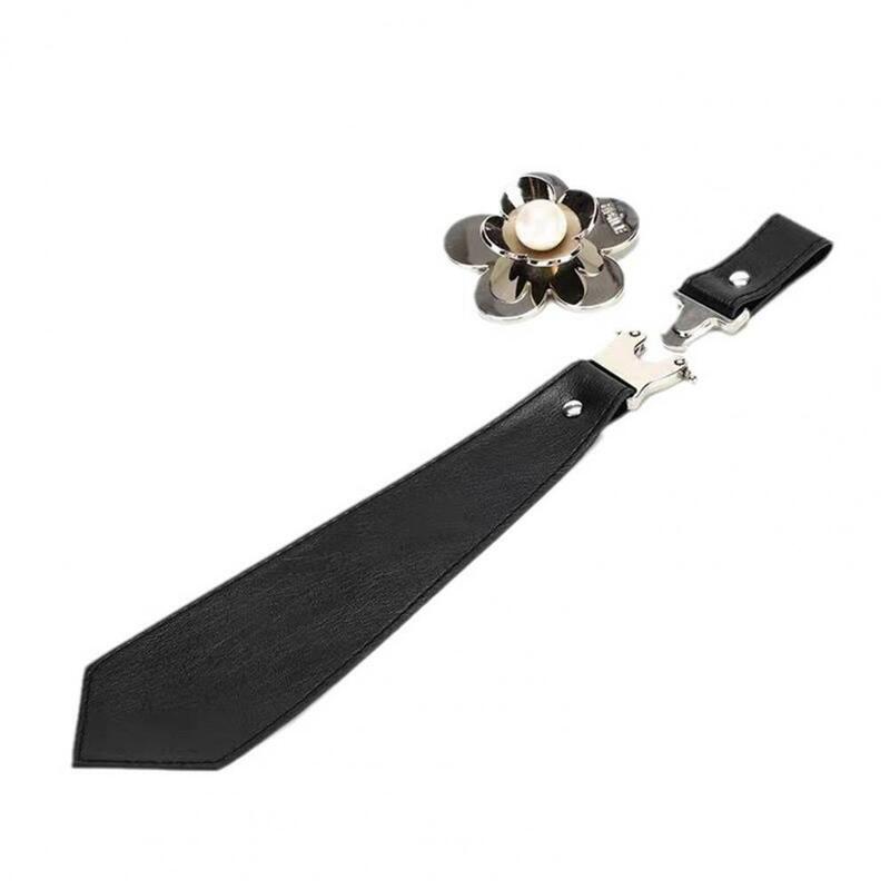 Imitation Leather Tie Pre-tied Necktie Japanese Punk Style Faux Leather Necktie with Metal Buckle Faux Pearl Flower Design