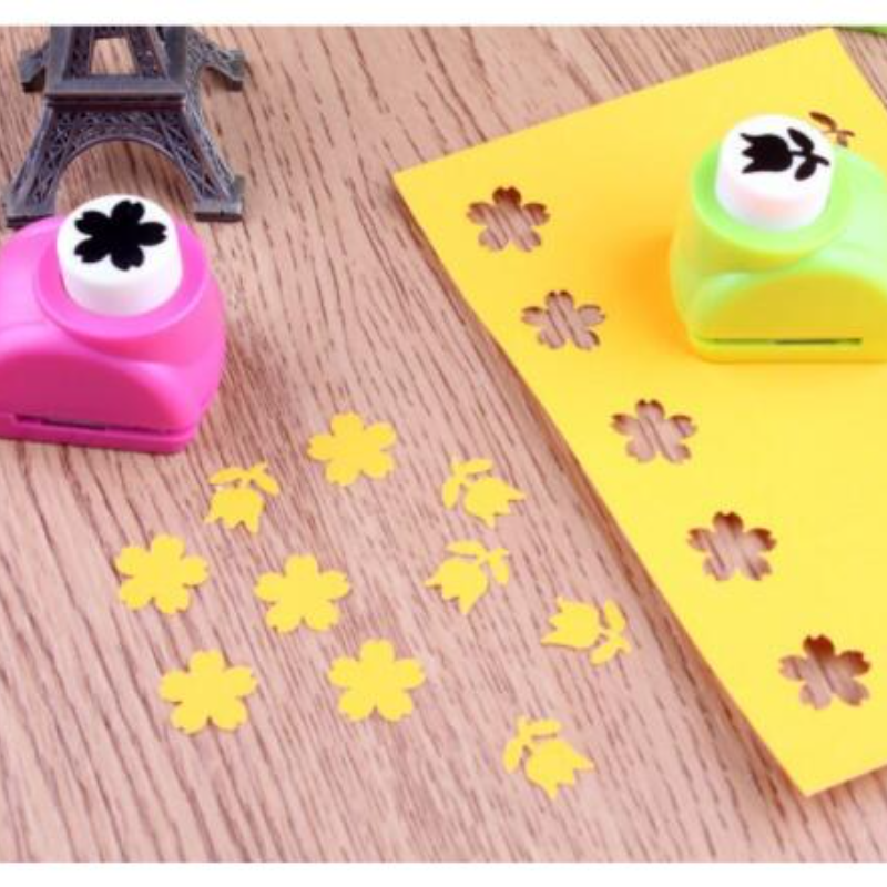 2Pc Kids Creative Embosser Toys Handmade Materials Embossing Device Children Card Production Flower Punching Device  DIY Toy