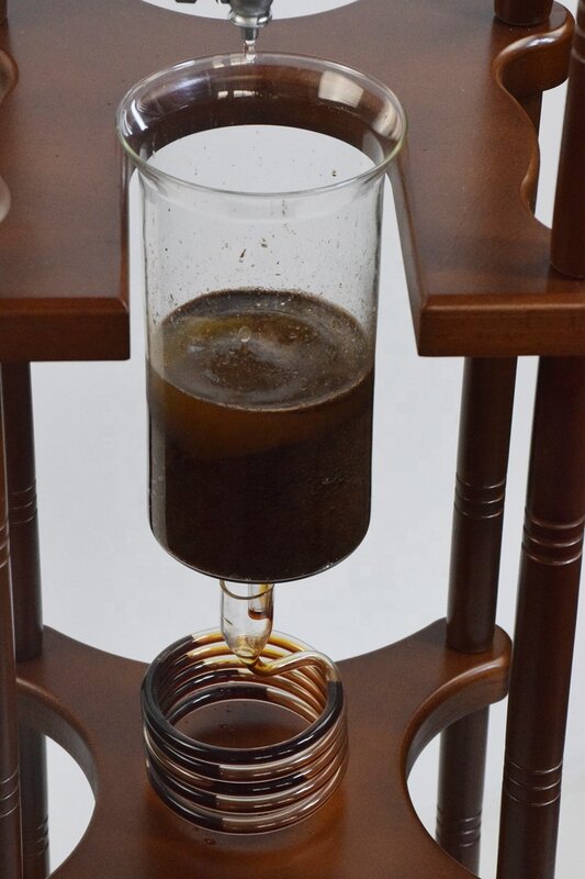 Grande borosilicato de vidro gelado Coffee Brewer Torre com fluxo de água ajustável, Garrafa fria lenta Brew, 2500ml, BD25