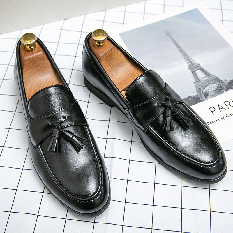 Zapatos Lefu de punta redonda para hombre, calzado informal de cuero con borlas versátiles, color negro y marrón, talla 38-48