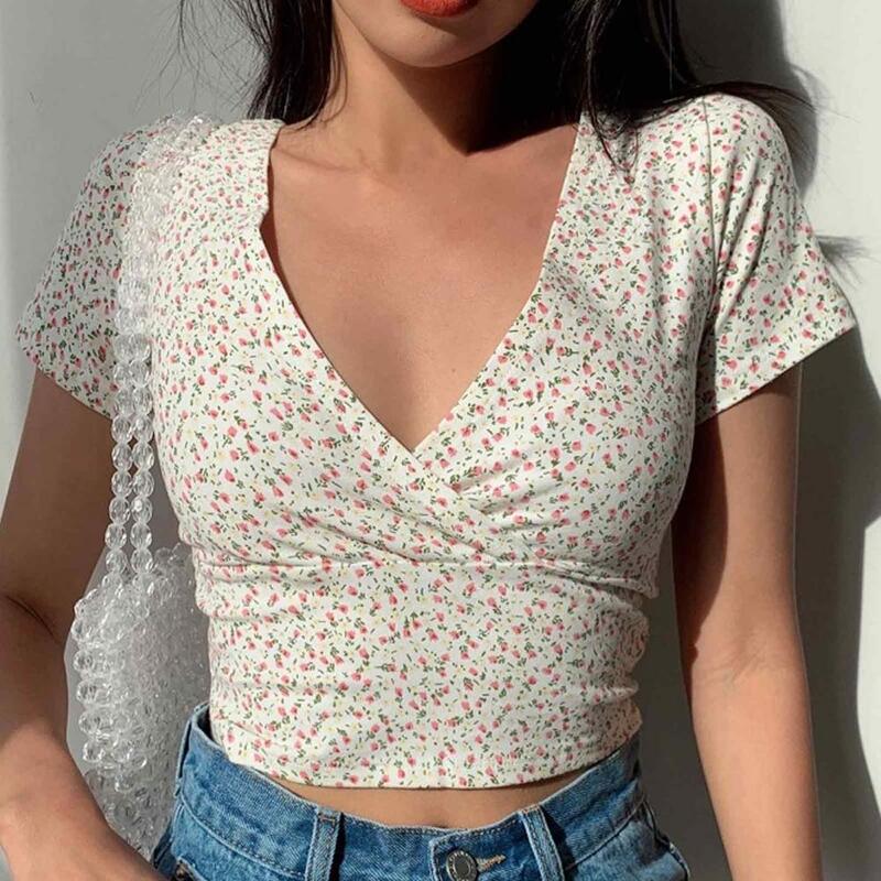 Slim Fit Shirt Short-sleeved T-shirt Retro Slim Fit V Neck Short Sleeve Women's Summer Top with Small Flower Print Soft for Lady