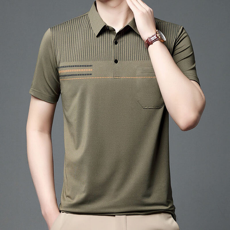Kaus Polo lengan pendek kasual pria, atasan pullover warna polos kantong modis musim panas untuk pria