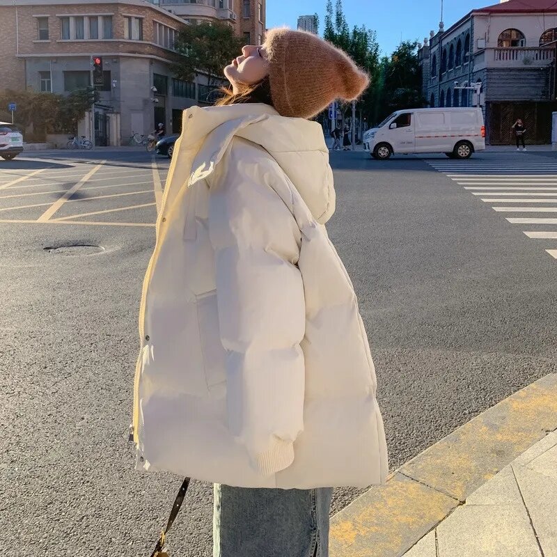 Parka coreana de inverno feminina com bolsos grandes, casaco solto com capuz, parkas casual feminino, jaquetas monocromáticas, moda quente