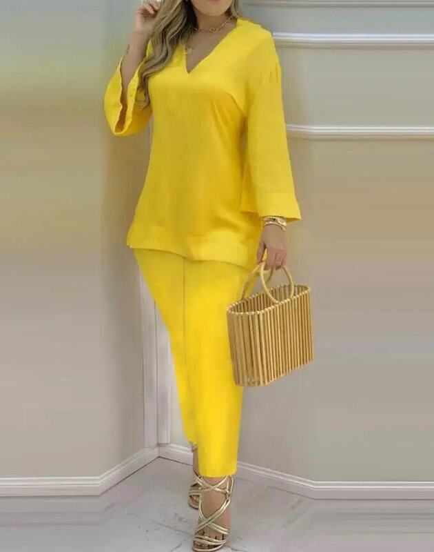 Dwuczęściowe zestawy damskie 2024 New Spring Bright Colors Bell Sleeve V-Neck Casual Top & Casual Daily High Waisted Pants Set