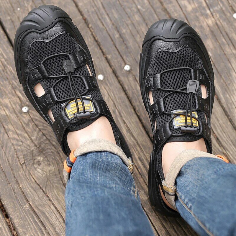 Summer Fashion Men Sandals Breathable Men Shoes Leather Outdoor Men Sandals Antiskid Beach Sandals Hollow Shoes Beach Footwear