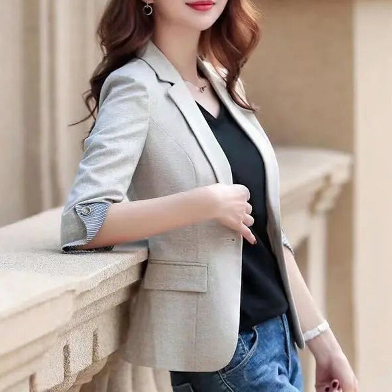 Женское приталенное пальто на одной пуговице, простое модное приталенное профессиональное пальто с откидным воротником и рукавом три четверти, корейский стиль, лето 2024
