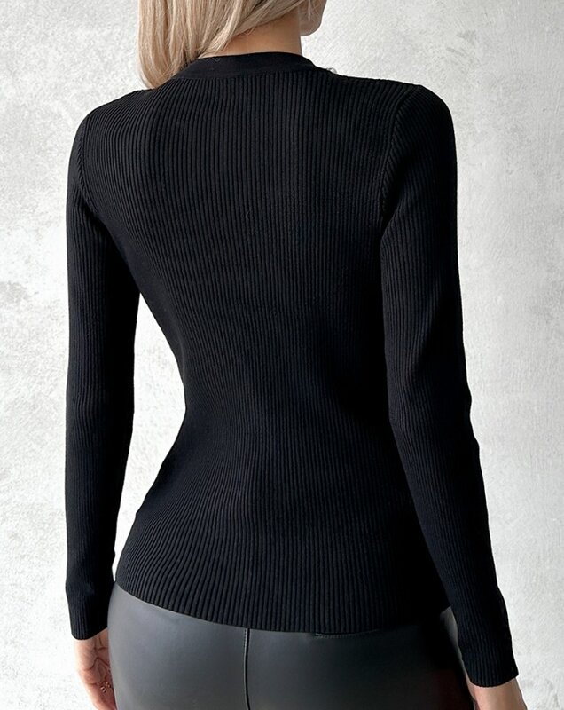 Dzianinowy sweter 2023 jesień/zima damski sweter wewnętrzny dla ciepłego i eleganckiego noszenia sweter z koralikami z okrągłym dekoltem z długim rękawem