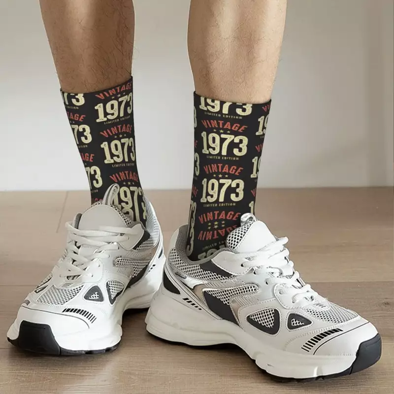 Born In 1973 50th Birthday Socks Harajuku calze di alta qualità calze lunghe per tutte le stagioni accessori per regali da donna da uomo